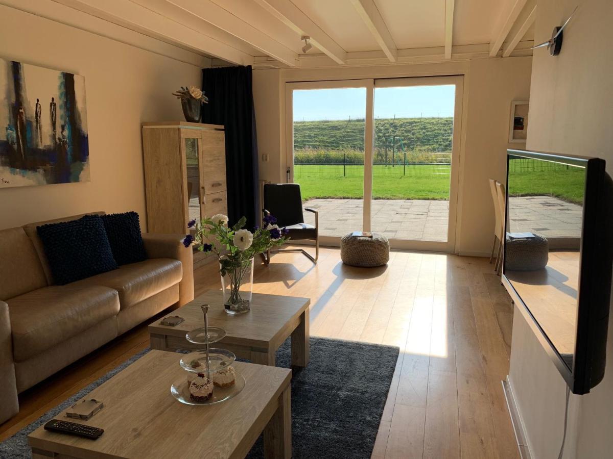 Vakantiewoning Aan Het Veerse Meer Wolphaartsdijk Ngoại thất bức ảnh